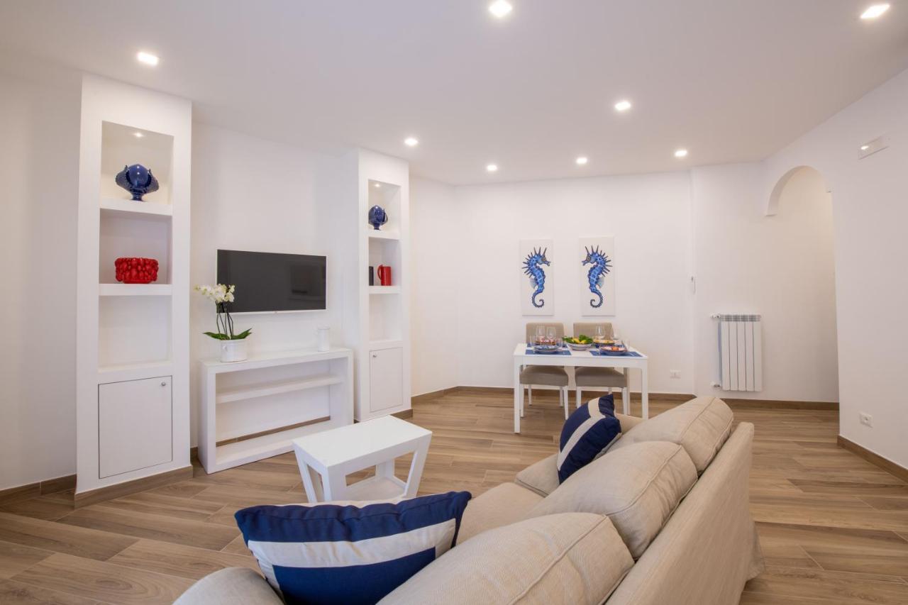 Solymar Due Apartment Sorrento Ngoại thất bức ảnh
