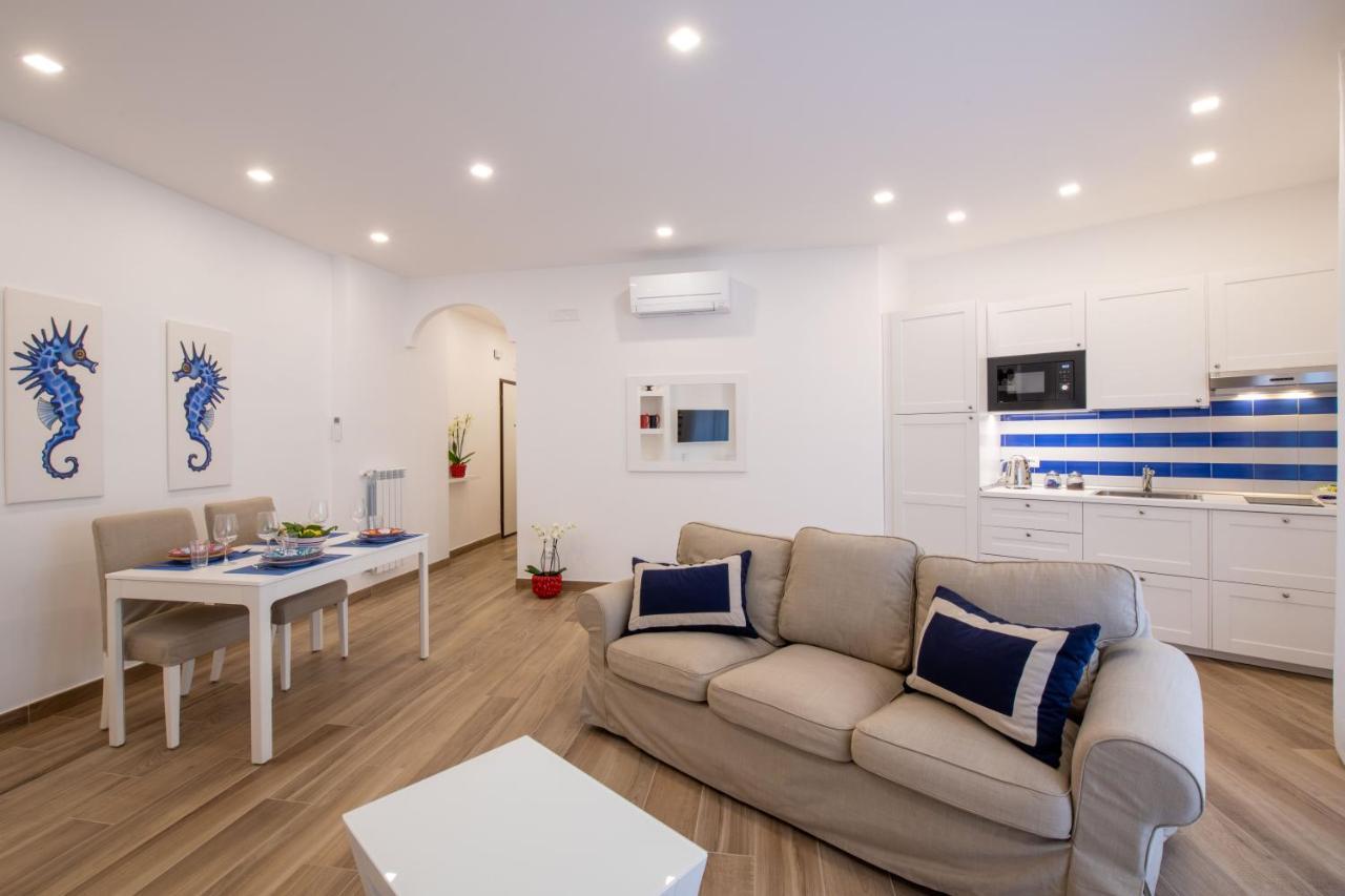 Solymar Due Apartment Sorrento Ngoại thất bức ảnh