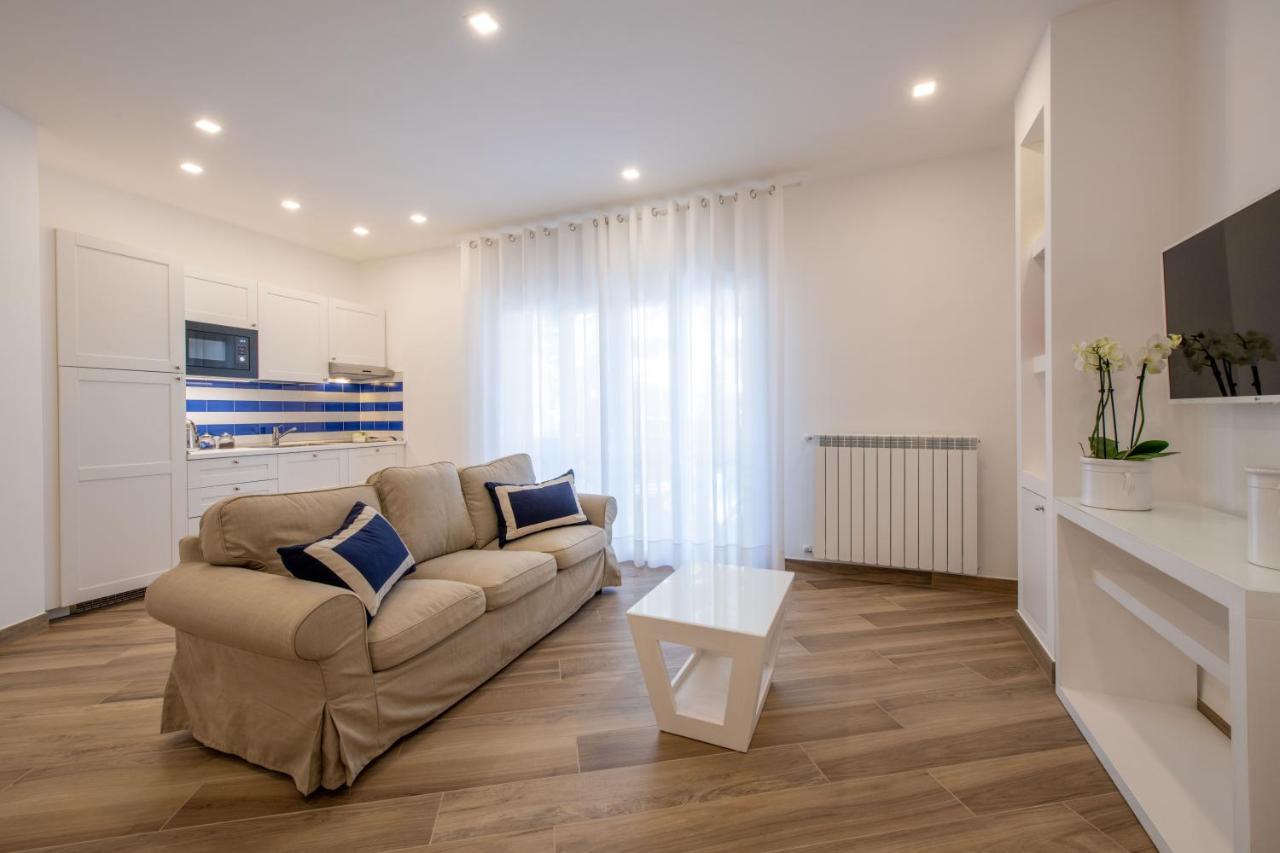 Solymar Due Apartment Sorrento Ngoại thất bức ảnh